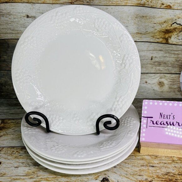 Tabletops VINEYARD Embossed Grape Vines Ceramic Oven Safe Dinner Plates Set of 5 - Picture 1 of 16